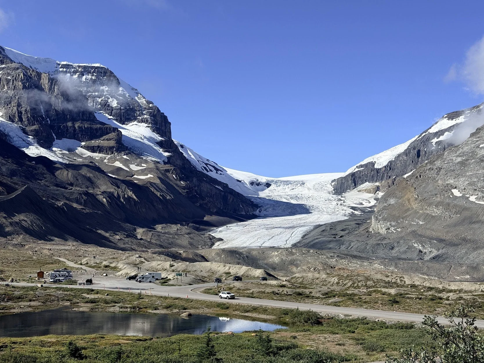 Driving the Icefields Parkway: Mountains, Glaciers & the Ice